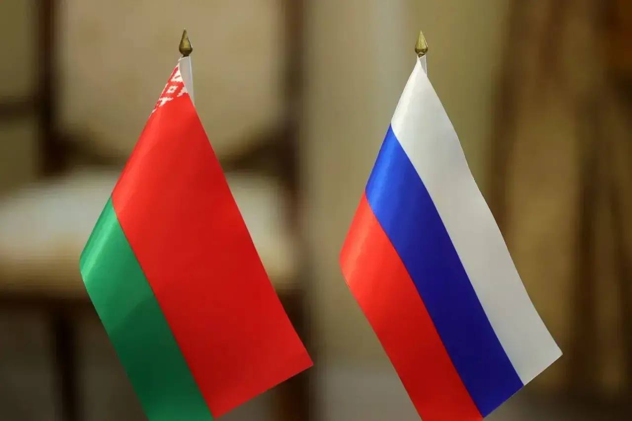 Юрий Слюсарь: Провел встречу с Послом Беларуси в РФ Юрием Селивёрстовым — обсудили укрепление партнёрства с нашим стратегическим союзником Юрий Слюсарь: Провел встречу с Послом Беларуси в РФ Юрием Селивёрстовым — обсудили укрепление партнёрства с нашим стратегическим союзником