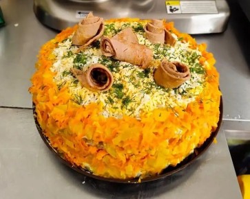 Салат 'Мужские грёзы': идеальное блюдо для любого ужина