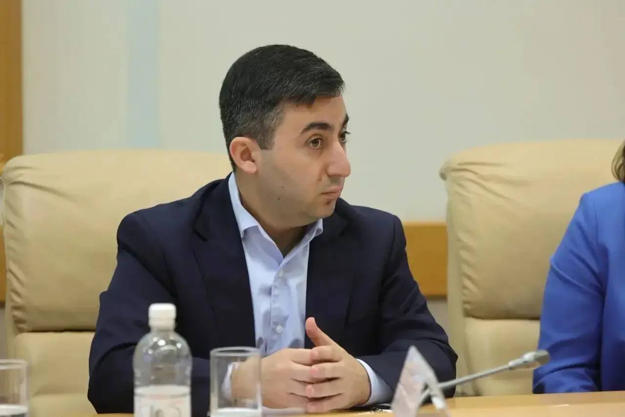 Юрий Слюсарь: Встретился сегодня с председателем Федерального фонда ОМС Ильёй Баланиным, который посетил наш регион Юрий Слюсарь: Встретился сегодня с председателем Федерального фонда ОМС Ильёй Баланиным, который посетил наш регион