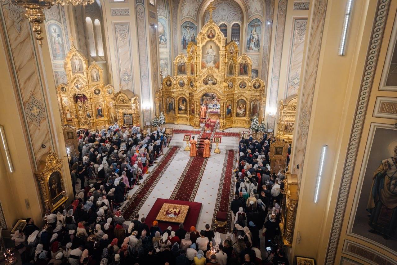 Светлое Христово Воскресение на Дону: Ростов празднует Пасху!