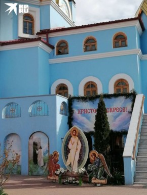 Наши подписчики из Волгодонска поделились с нами кадрами с освящения куличей