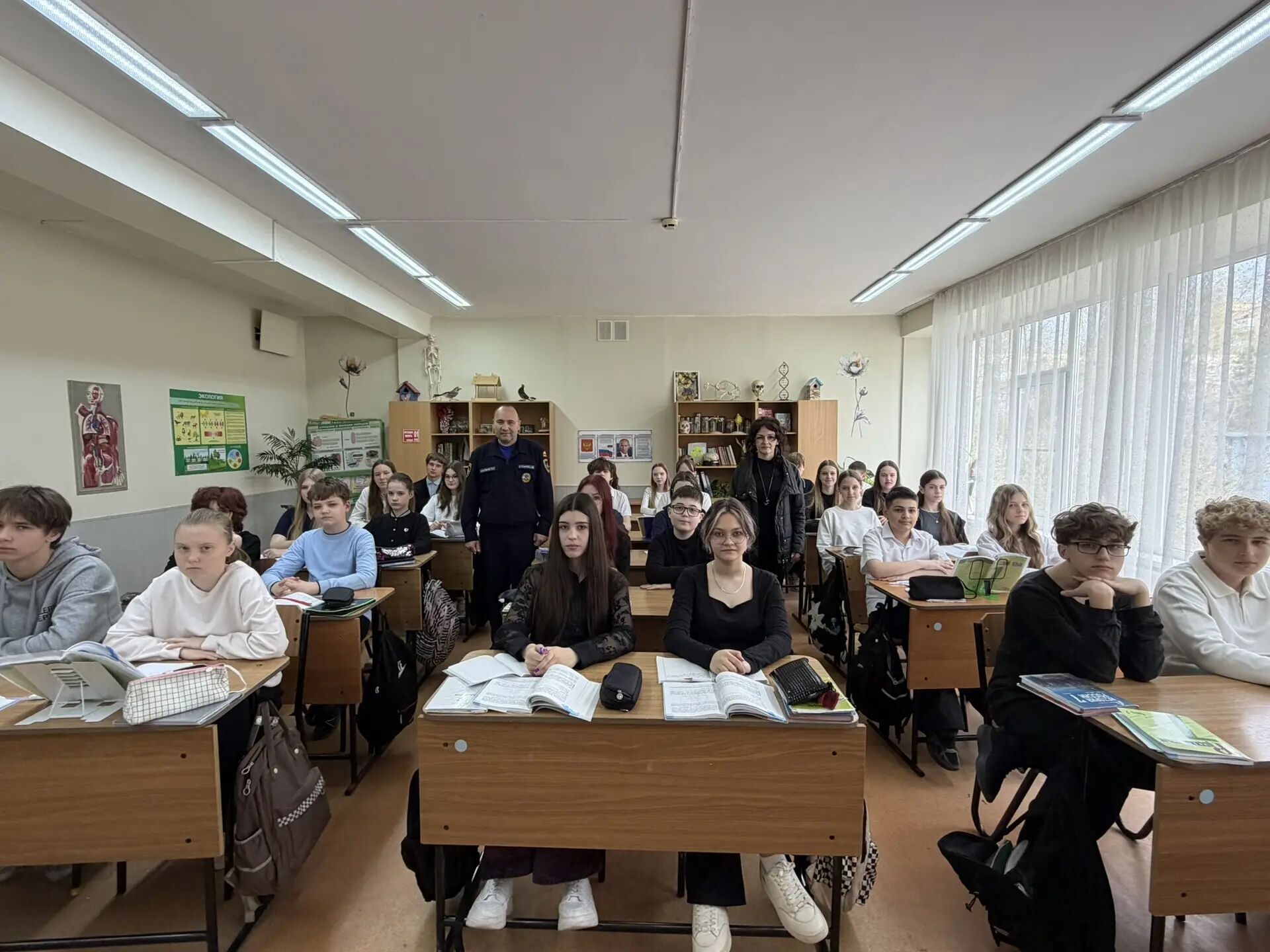 8 и 9 апреля специалисты Управления ГОЧС провели профилактические беседы в школах №1, №9, №12, №13, №21, №22 и Центре образования 8 и 9 апреля специалисты Управления ГОЧС провели профилактические беседы в школах №1, №9, №12, №13, №21, №22 и Центре образования