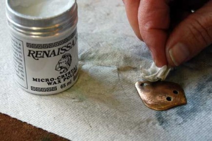 Защита латуни: секреты долговечности и блеска