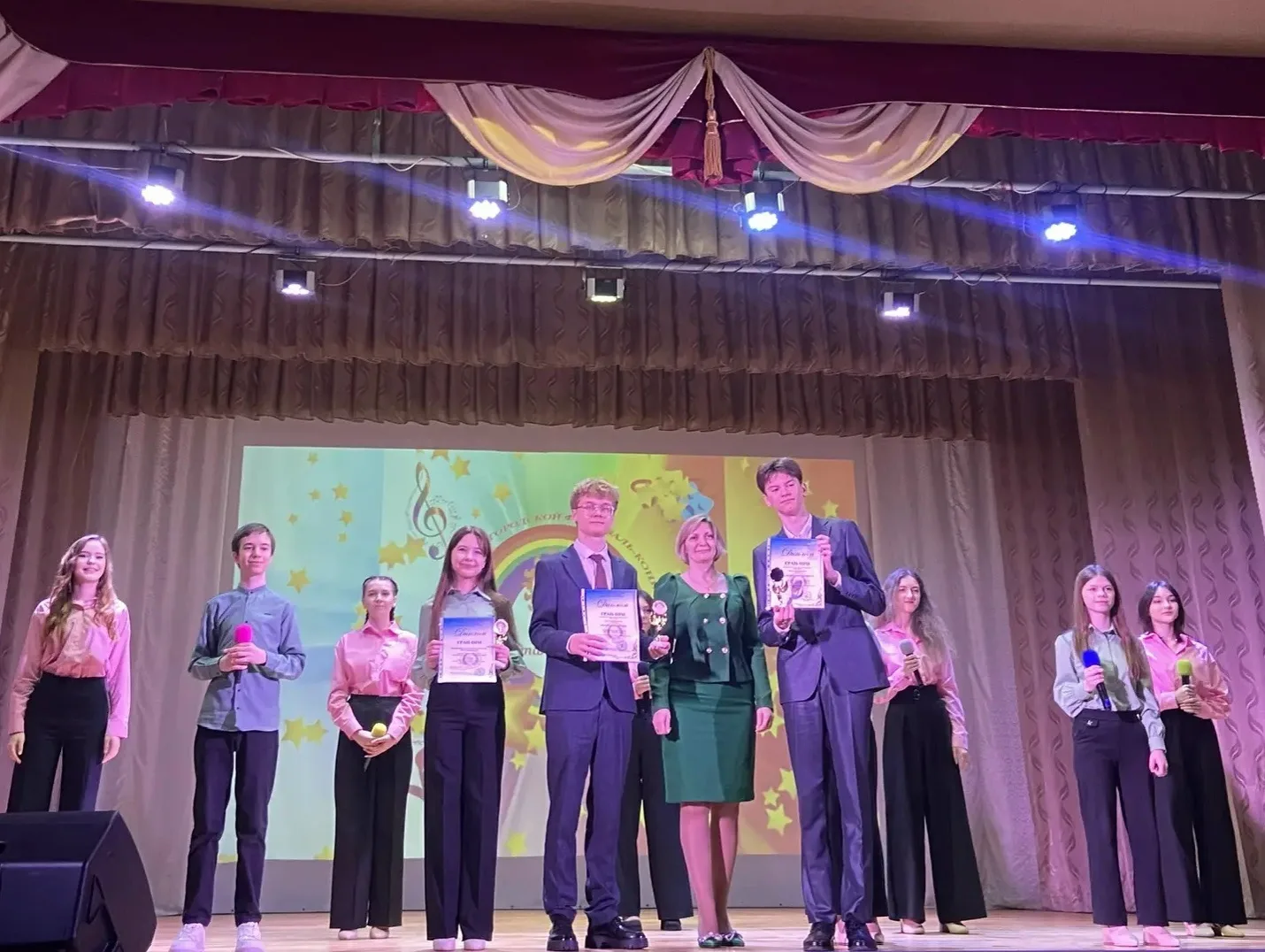 Состоялся галаконцерт победителей и церемония награждения участников фестиваляконкурса «Радуга талантов»