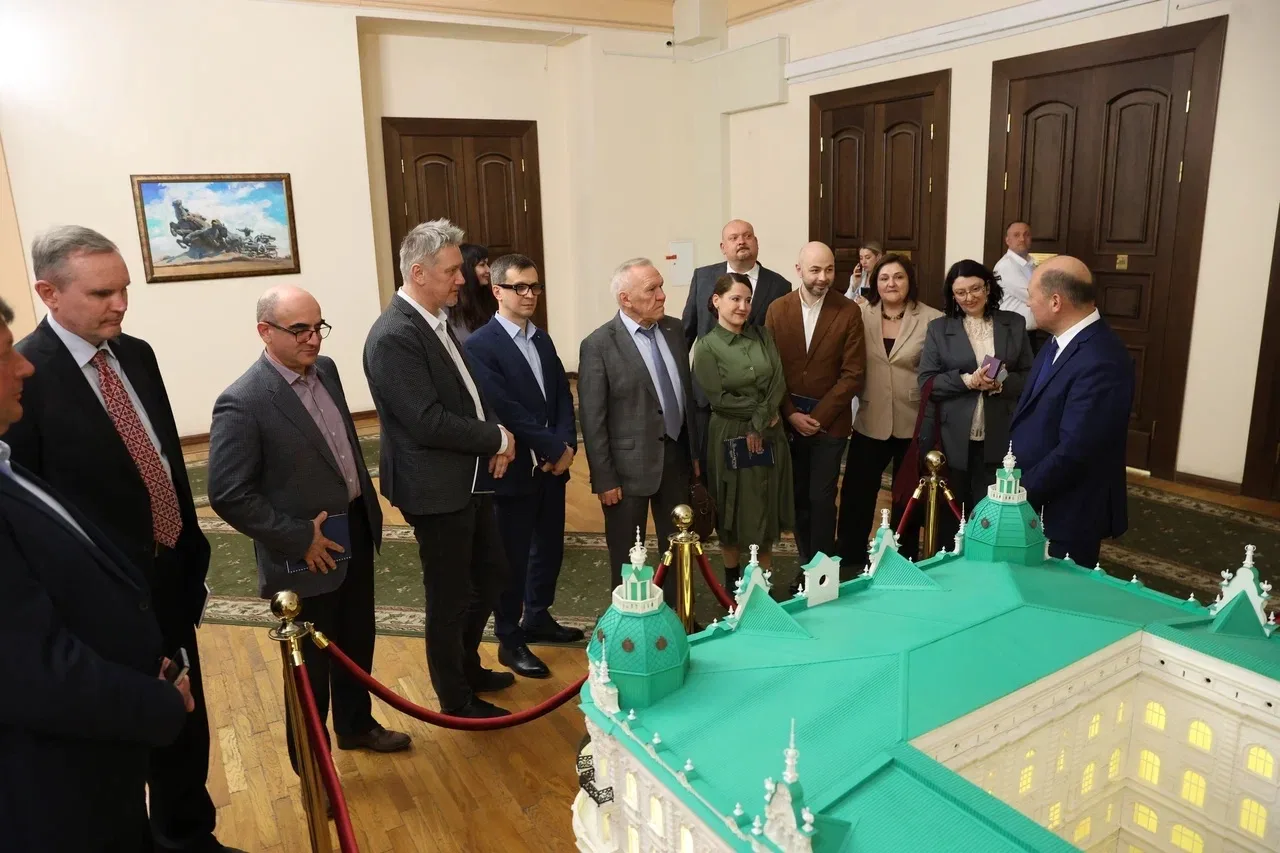 Александр Скрябин: Сегодня, сразу после отчёта перед Думой, я провёл рабочую встречу с руководителями городских СМИ Александр Скрябин: Сегодня, сразу после отчёта перед Думой, я провёл рабочую встречу с руководителями городских СМИ