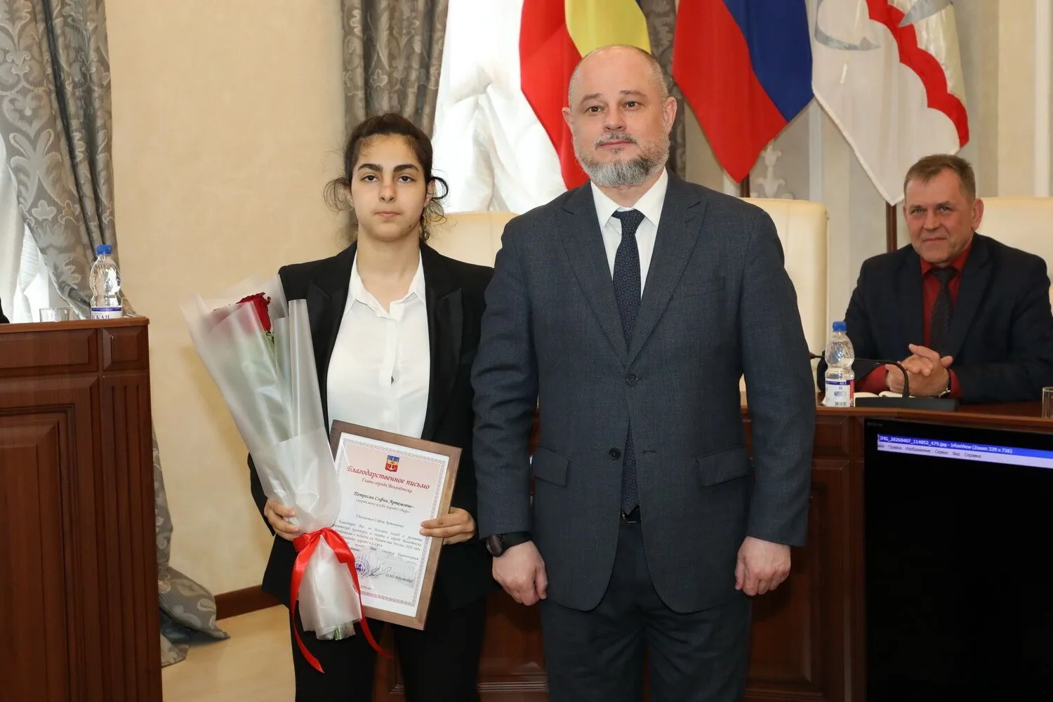 13 апреля в Администрации города состоялась торжественная церемония награждения воспитанников клуба «Барс», завоевавших медали на Первенстве России по всестилевому каратэ в Орле (участвовали почти 2,5 тысячи спортсменов из... 13 апреля в Администрации города состоялась торжественная церемония награждения воспитанников клуба «Барс», завоевавших медали на Первенстве России по всестилевому каратэ в Орле (участвовали почти 2,5 тысячи спортсменов из...