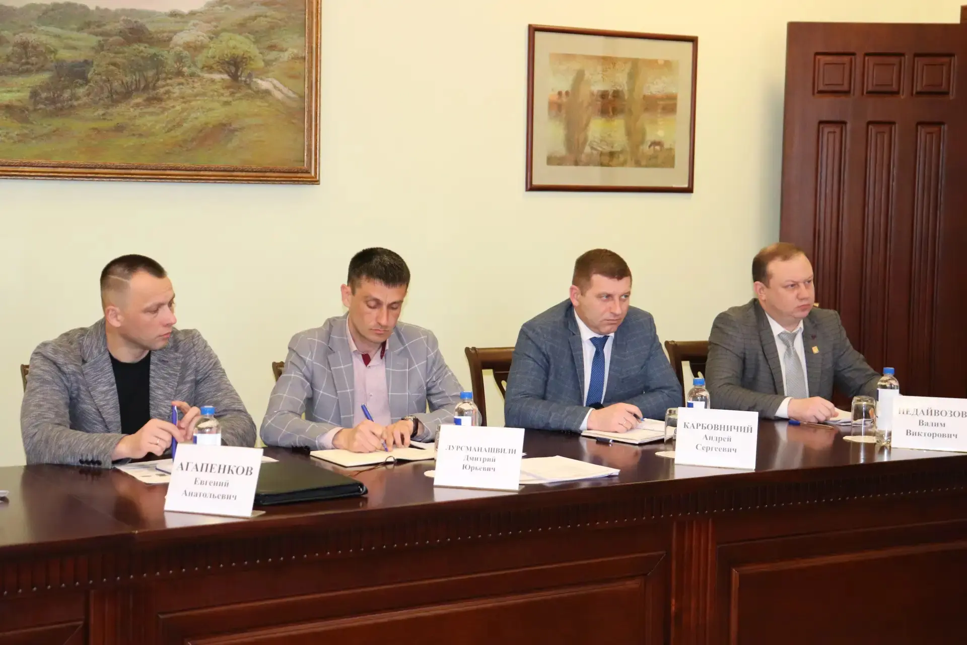 Приоритетные задачи по итогам совещания администрации Шахт: от экологии до сохранения памяти Приоритетные задачи по итогам совещания администрации Шахт: от экологии до сохранения памяти