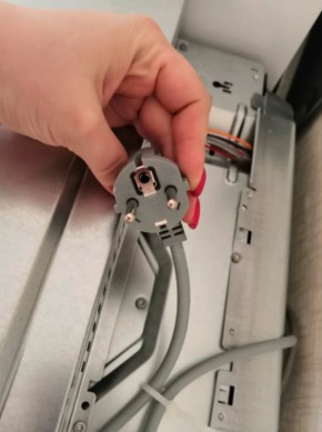 Как выбрать правильную розетку для духового шкафа: советы по безопасности и подключению