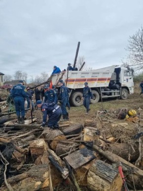 #ЧтоВчераПроизошло?. За 15 апреля 2026 года пожарно-спасательные подразделения Главного управления МЧС России по Ростовской области ликвидировали: