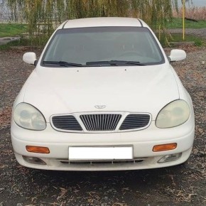 300 �.�. Daewoo Leganza, 1999 �.�