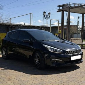 1 340 �.�. Kia Ceed, 2015 �.�