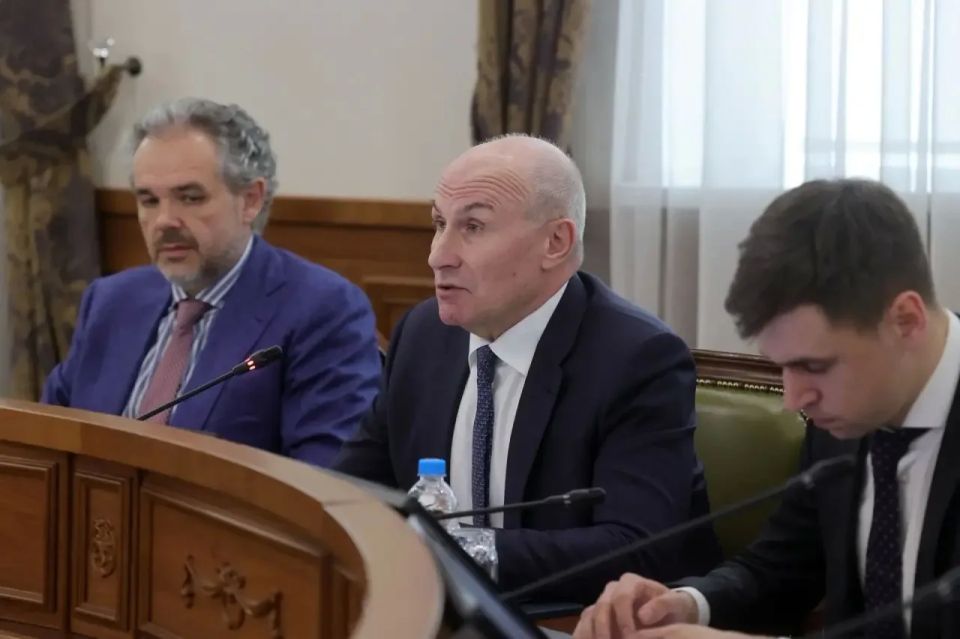 Юрий Слюсарь: Выполняем поручение Президента России по созданию высокоавтоматизированного логистического центра Юрий Слюсарь: Выполняем поручение Президента России по созданию высокоавтоматизированного логистического центра