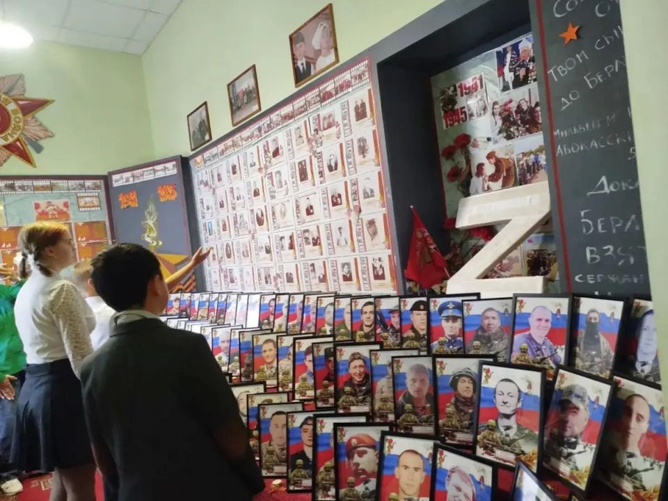 В ДК «Русь» школьникам напомнили о цене Победы В ДК «Русь» школьникам напомнили о цене Победы