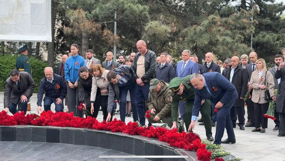 Военные следователи СК России проводят масштабные памятные акции в честь Дня Победы от Заполярья до южных рубежей страны Военные следователи СК России проводят масштабные памятные акции в честь Дня Победы от Заполярья до южных рубежей страны