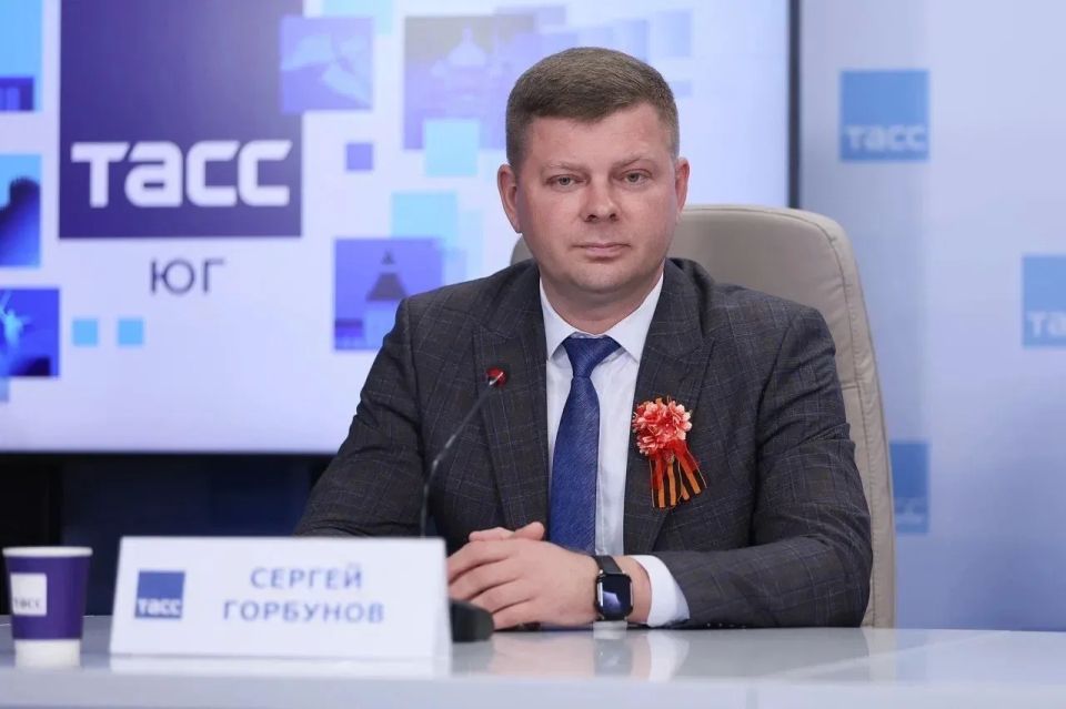 Фоторепортаж и главное из заявлений с пресс-конференции, приуроченной ко Дню радио, празднику работников всех отраслей связи Фоторепортаж и главное из заявлений с пресс-конференции, приуроченной ко Дню радио, празднику работников всех отраслей связи