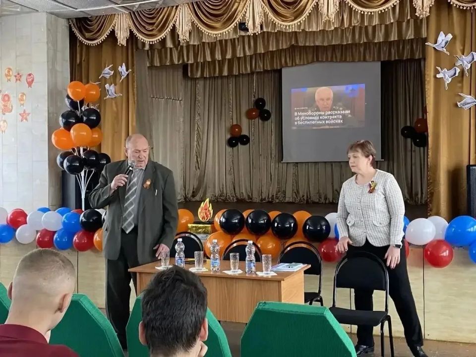 Молодежь познакомилась с возможностями службы в войсках БПЛА Молодежь познакомилась с возможностями службы в войсках БПЛА