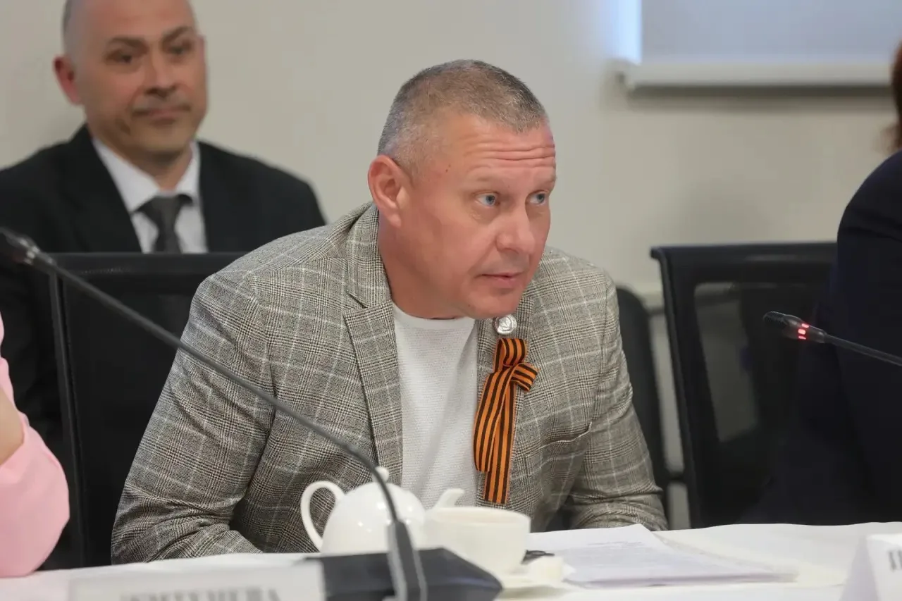 Юрий Слюсарь: Встретился накануне праздников с участниками СВО - ребятами, которые вернулись к мирной жизни и открыли своё дело Юрий Слюсарь: Встретился накануне праздников с участниками СВО - ребятами, которые вернулись к мирной жизни и открыли своё дело
