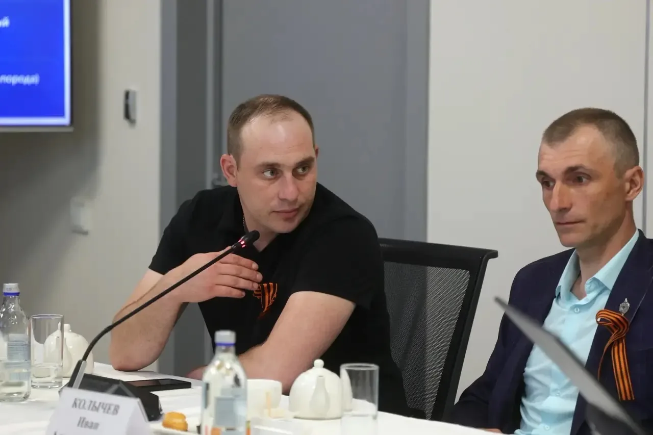 Юрий Слюсарь: Встретился накануне праздников с участниками СВО - ребятами, которые вернулись к мирной жизни и открыли своё дело Юрий Слюсарь: Встретился накануне праздников с участниками СВО - ребятами, которые вернулись к мирной жизни и открыли своё дело