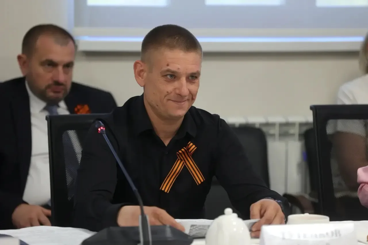 Юрий Слюсарь: Встретился накануне праздников с участниками СВО - ребятами, которые вернулись к мирной жизни и открыли своё дело Юрий Слюсарь: Встретился накануне праздников с участниками СВО - ребятами, которые вернулись к мирной жизни и открыли своё дело