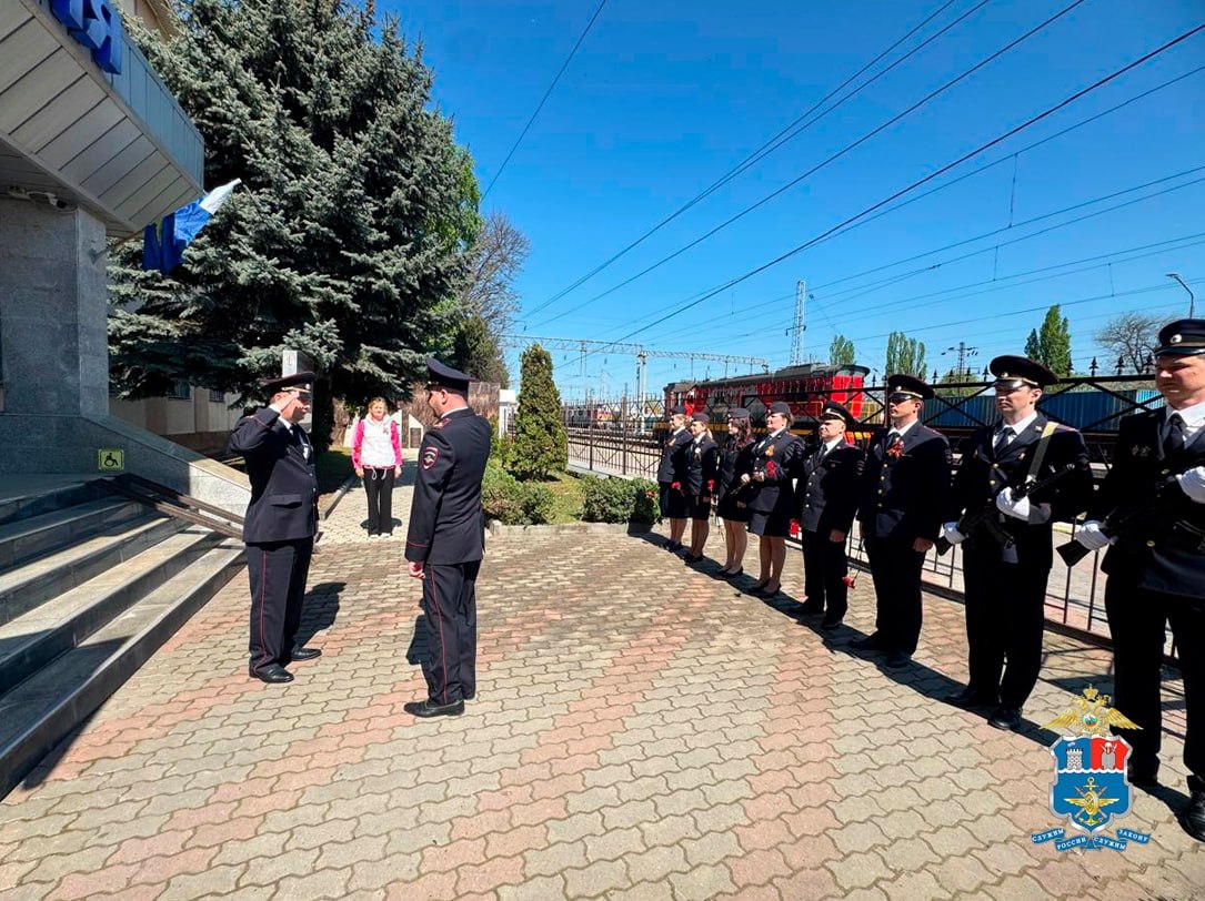 Чествование героев-фронтовиков и ветеранов органов внутренних дел прошло в Минераловодском управлении МВД России на транспорте Чествование героев-фронтовиков и ветеранов органов внутренних дел прошло в Минераловодском управлении МВД России на транспорте