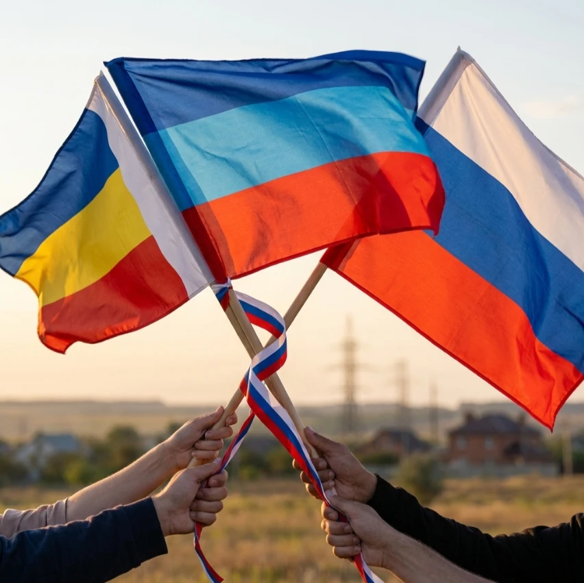 Соседи, братья, свои! Сегодня День Луганской Народной Республики