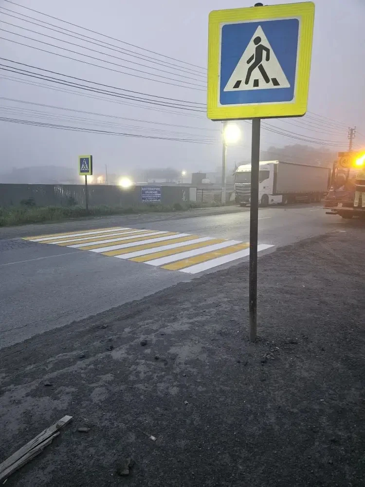 В Батайске продолжают обновлять дорожную разметку В Батайске продолжают обновлять дорожную разметку
