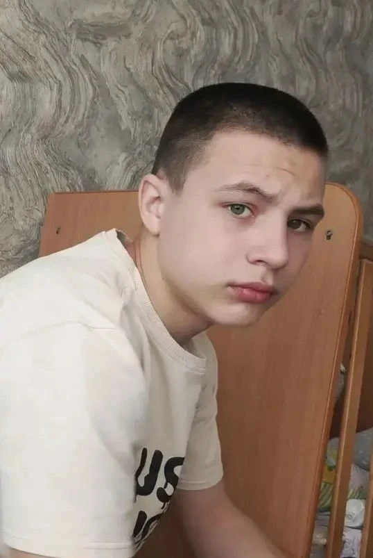 В Таганроге без вести пропал 15-летний Святозар Завьялов