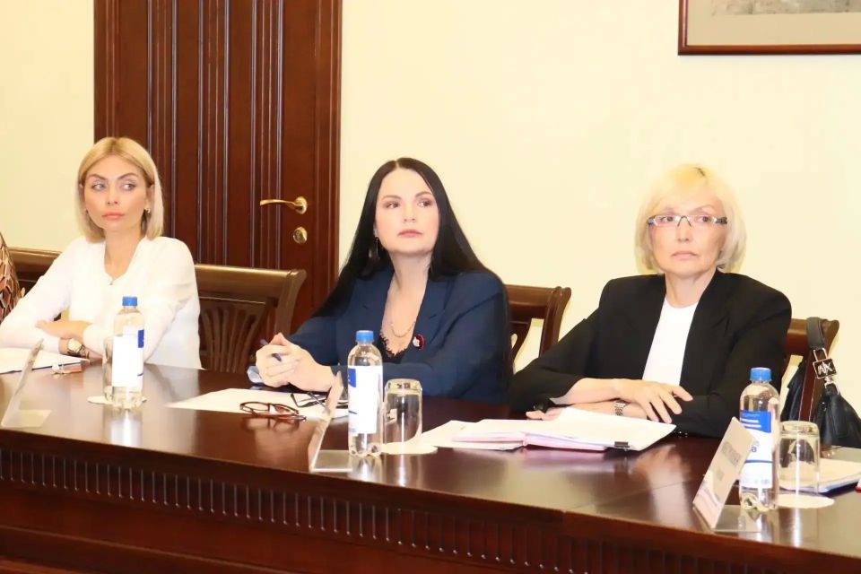 Приоритетные направления работы администрации города: итоги совещания Приоритетные направления работы администрации города: итоги совещания