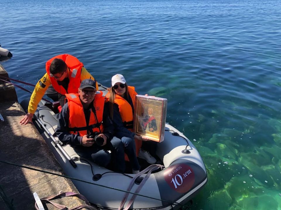 В Крыму стартовала подводная экспедиция по исследованию затонувшего парохода "Ростов" В Крыму стартовала подводная экспедиция по исследованию затонувшего парохода "Ростов"