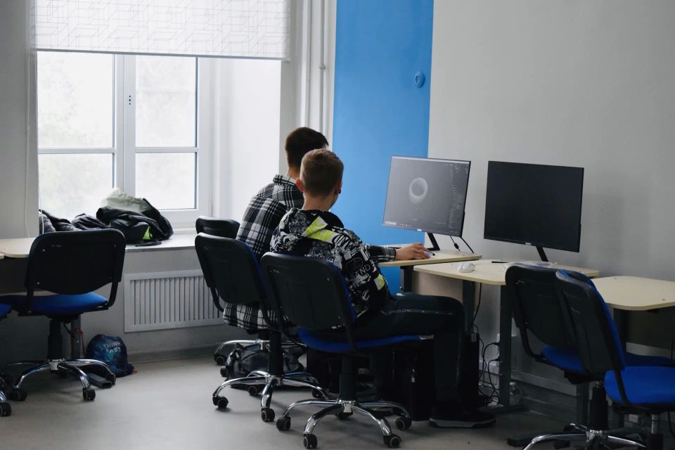 В Новочеркасске на базе Центра цифрового образования Детей «IT-Куб» состоялся хакатон «Новочеркасск в VR» В Новочеркасске на базе Центра цифрового образования Детей «IT-Куб» состоялся хакатон «Новочеркасск в VR»