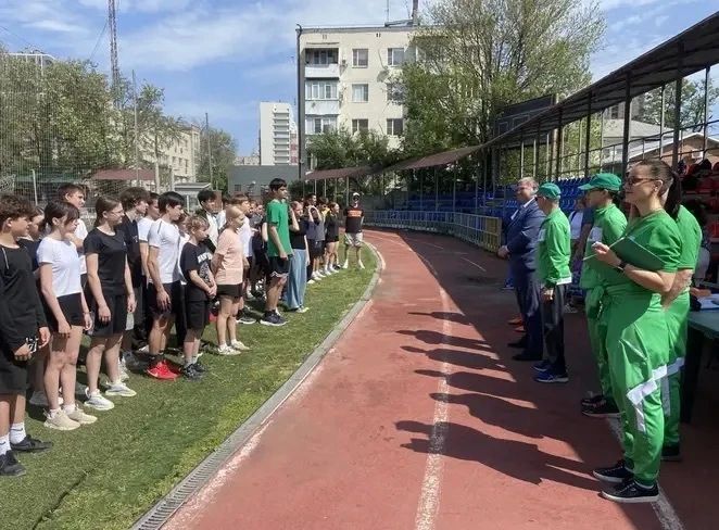 В Батайске прошёл муниципальный этап фестиваля ГТО среди школьников В Батайске прошёл муниципальный этап фестиваля ГТО среди школьников