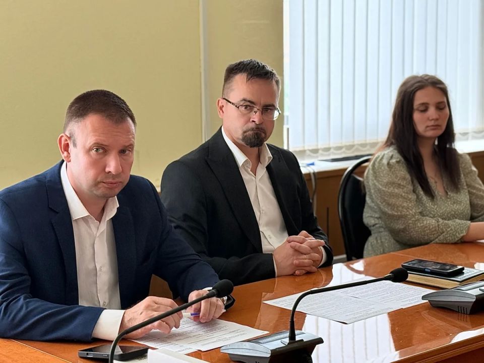 Провёл плановое заседание комиссии по предупреждению и ликвидации чрезвычайных ситуаций и обеспечению пожарной безопасности Провёл плановое заседание комиссии по предупреждению и ликвидации чрезвычайных ситуаций и обеспечению пожарной безопасности