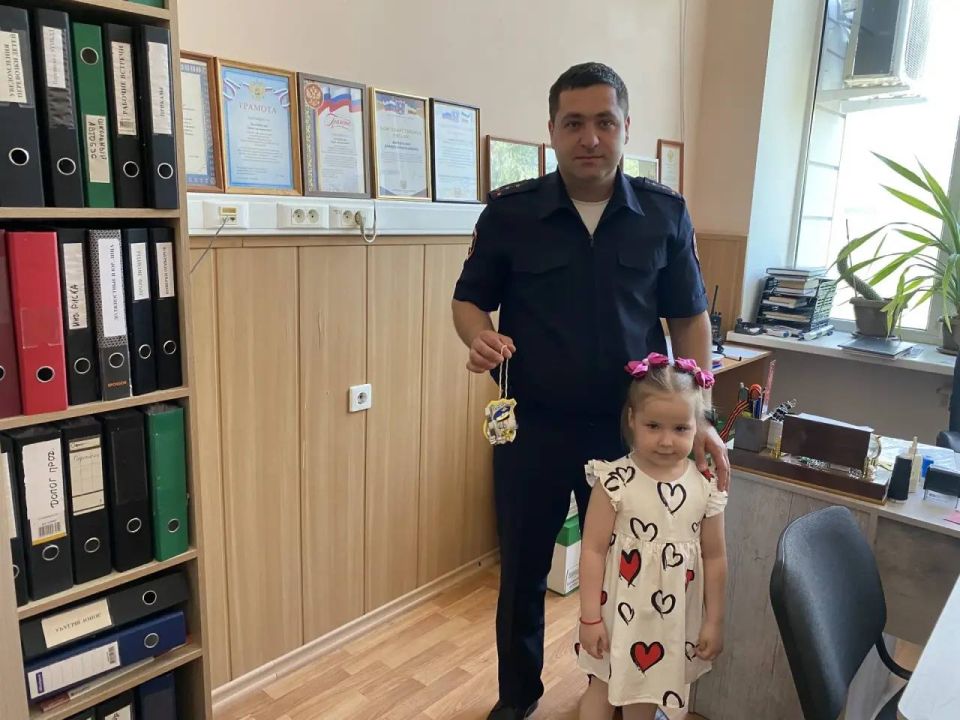 «Талисман инспектору». В преддверии 90-летия со дня образования службы Госавтоинспекции на базе МБУ ДО "СЮТ" г. Каменск-Шахтинский состоялся муниципальный конкурс «Талисман инспектору». В нём приняли участие воспитанники... «Талисман инспектору». В преддверии 90-летия со дня образования службы Госавтоинспекции на базе МБУ ДО "СЮТ" г. Каменск-Шахтинский состоялся муниципальный конкурс «Талисман инспектору». В нём приняли участие воспитанники...