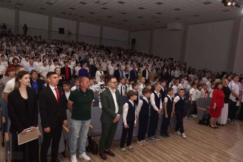 Во втором сезоне проекта соревновались команды из 70 школ города Во втором сезоне проекта соревновались команды из 70 школ города