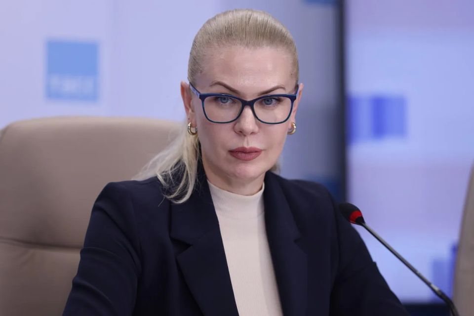 Фоторепортаж и главное из заявлений с пресс-конференции, посвященной проблемам и перспективам развития гастрономического бизнеса в Ростовской области Фоторепортаж и главное из заявлений с пресс-конференции, посвященной проблемам и перспективам развития гастрономического бизнеса в Ростовской области