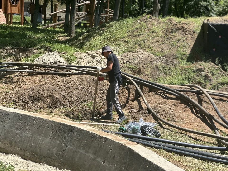 Сегодня наш город с рабочим визитом посетила министр ЖКХ Ростовской области Антонина Юрьевна Пшеничная Сегодня наш город с рабочим визитом посетила министр ЖКХ Ростовской области Антонина Юрьевна Пшеничная