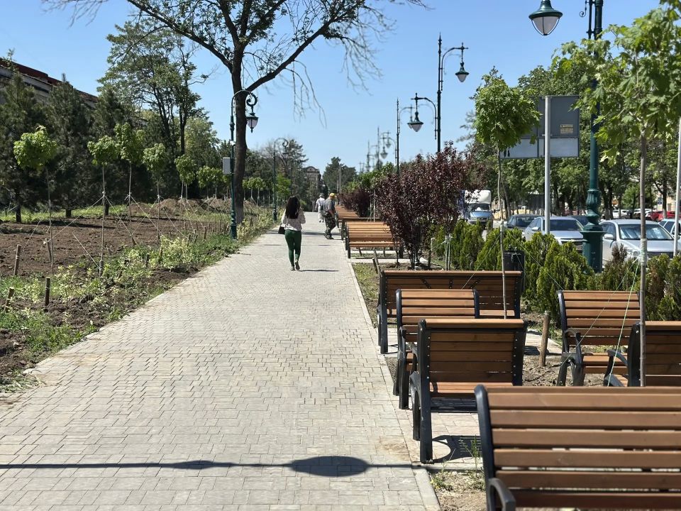 Сегодня наш город с рабочим визитом посетила министр ЖКХ Ростовской области Антонина Юрьевна Пшеничная Сегодня наш город с рабочим визитом посетила министр ЖКХ Ростовской области Антонина Юрьевна Пшеничная