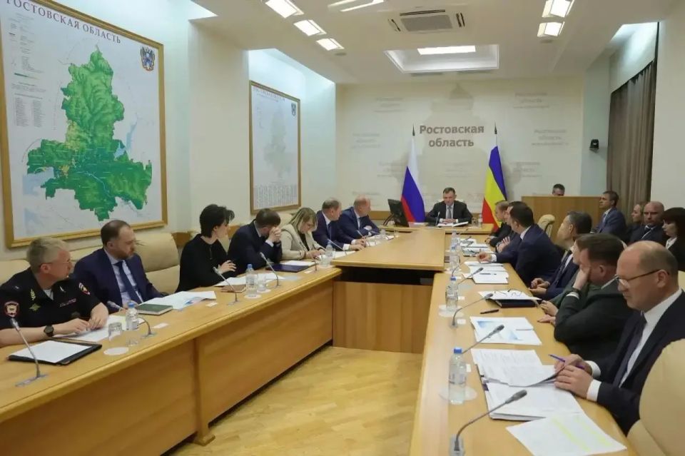 Юрий Слюсарь: На еженедельном рабочем совещании обсуждали коммунальные вопросы, ход посевной и ситуацию в экономике Юрий Слюсарь: На еженедельном рабочем совещании обсуждали коммунальные вопросы, ход посевной и ситуацию в экономике