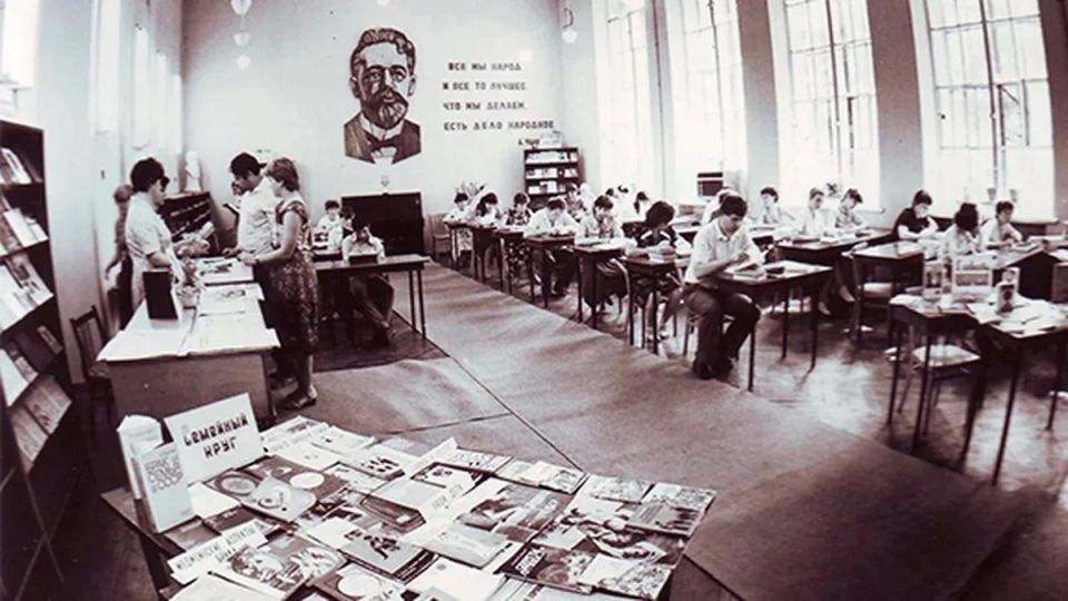 Библиотеке имени Чехова в Таганроге исполнилось 150 лет Библиотеке имени Чехова в Таганроге исполнилось 150 лет