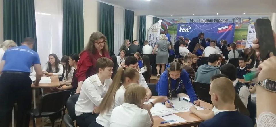 Молодёжь Батайска предложила идеи для развития города Молодёжь Батайска предложила идеи для развития города