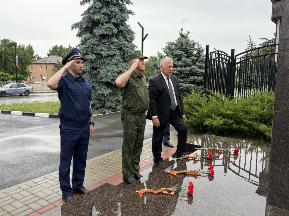 Руководитель следственного управления СК России по Ростовской области провел выездной прием граждан и восстановил права жителей пяти районов Руководитель следственного управления СК России по Ростовской области провел выездной прием граждан и восстановил права жителей пяти районов