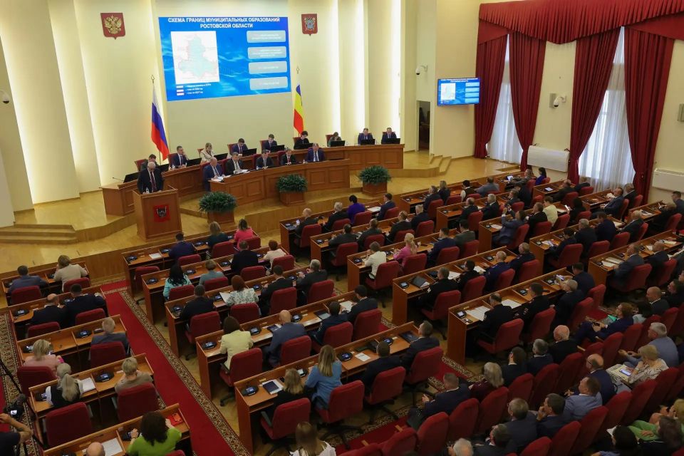 26 мая 2026 года Управление Федерального казначейства по Ростовской области приняло участие в заседании Правительства Ростовской области с участием глав администраций городских округов и муниципальных районов Ростовской... 26 мая 2026 года Управление Федерального казначейства по Ростовской области приняло участие в заседании Правительства Ростовской области с участием глав администраций городских округов и муниципальных районов Ростовской...