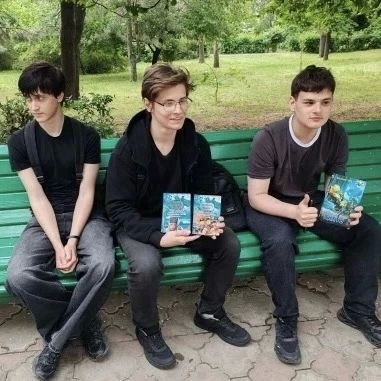Вчера в Новочеркасске в преддверии Общероссийского дня библиотек в 12-й раз прошёл ежегодный Всероссийский интеллектуальный забег «Бегущая книга» Вчера в Новочеркасске в преддверии Общероссийского дня библиотек в 12-й раз прошёл ежегодный Всероссийский интеллектуальный забег «Бегущая книга»