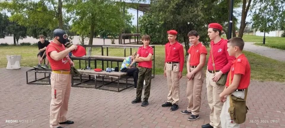 В Батайске отметили 10-летие «Юнармии» В Батайске отметили 10-летие «Юнармии»