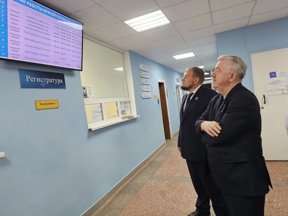 Виктор Водолацкий: В рамках контроля исполнения Народной Программы «Единой России», вместе с первым заместителем Секретаря ЛРО ВПП «Единая» Россия» В.В. Леоновым и заместителем Председателя Народного Совета ЛНР Д.С.... Виктор Водолацкий: В рамках контроля исполнения Народной Программы «Единой России», вместе с первым заместителем Секретаря ЛРО ВПП «Единая» Россия» В.В. Леоновым и заместителем Председателя Народного Совета ЛНР Д.С....