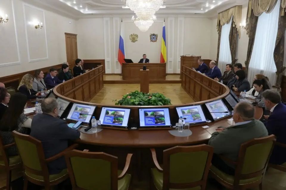Юрий Слюсарь: Градостроительный совет рассмотрел проекты развития и благоустройства территорий Юрий Слюсарь: Градостроительный совет рассмотрел проекты развития и благоустройства территорий