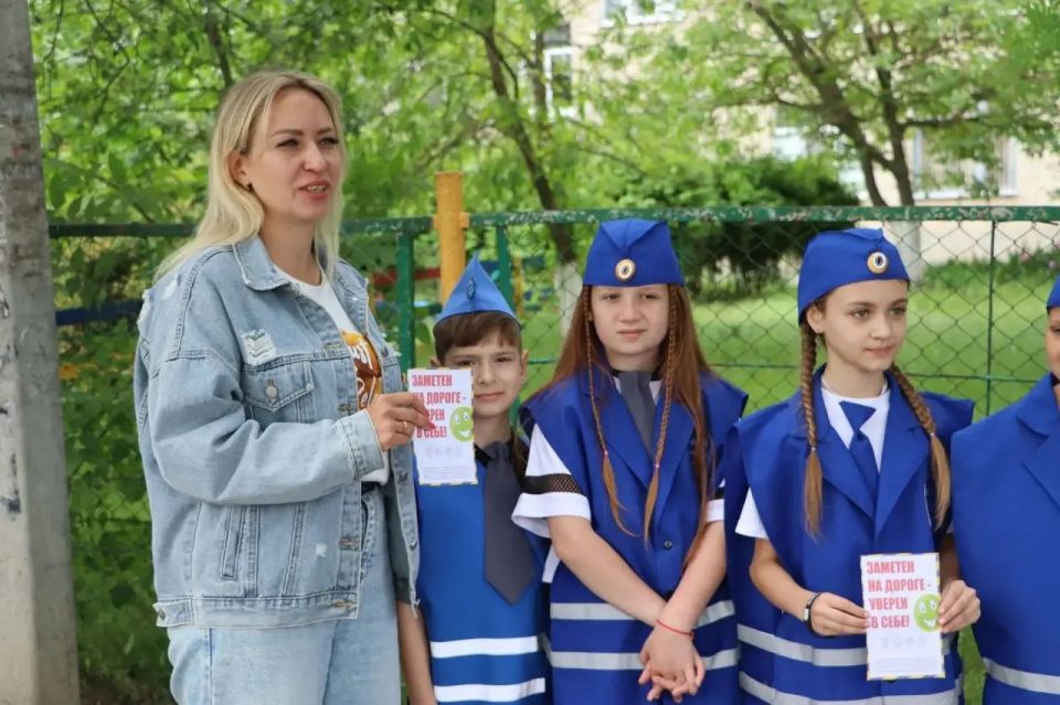 ВНИМАНИЕ, ДЕТИ! В Таганроге прошла акция «Засветись в темноте» ВНИМАНИЕ, ДЕТИ! В Таганроге прошла акция «Засветись в темноте»