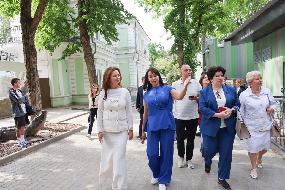 В ростовском зоопарке рассказали о ходе подготовки к 100-летнему юбилею В ростовском зоопарке рассказали о ходе подготовки к 100-летнему юбилею