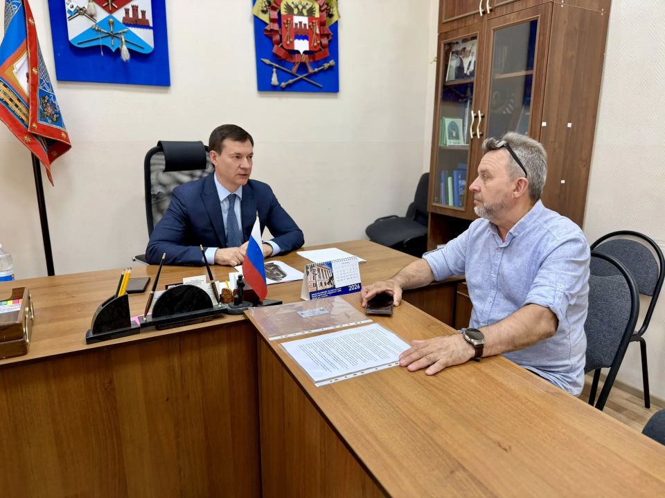 Сегодня в Новочеркасске в «Молодёжном ресурсном центре донских казаков «Платов-Центр» состоялся прием граждан директором департамента по делам казачества и кадетских учебных заведений Ростовской области Сергеем Красавиным Сегодня в Новочеркасске в «Молодёжном ресурсном центре донских казаков «Платов-Центр» состоялся прием граждан директором департамента по делам казачества и кадетских учебных заведений Ростовской области Сергеем Красавиным