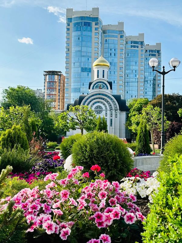 Александр Скрябин: Троица в Ростове,. Троица в стране